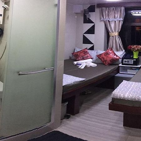 Skystar Hostel Хонконг Екстериор снимка