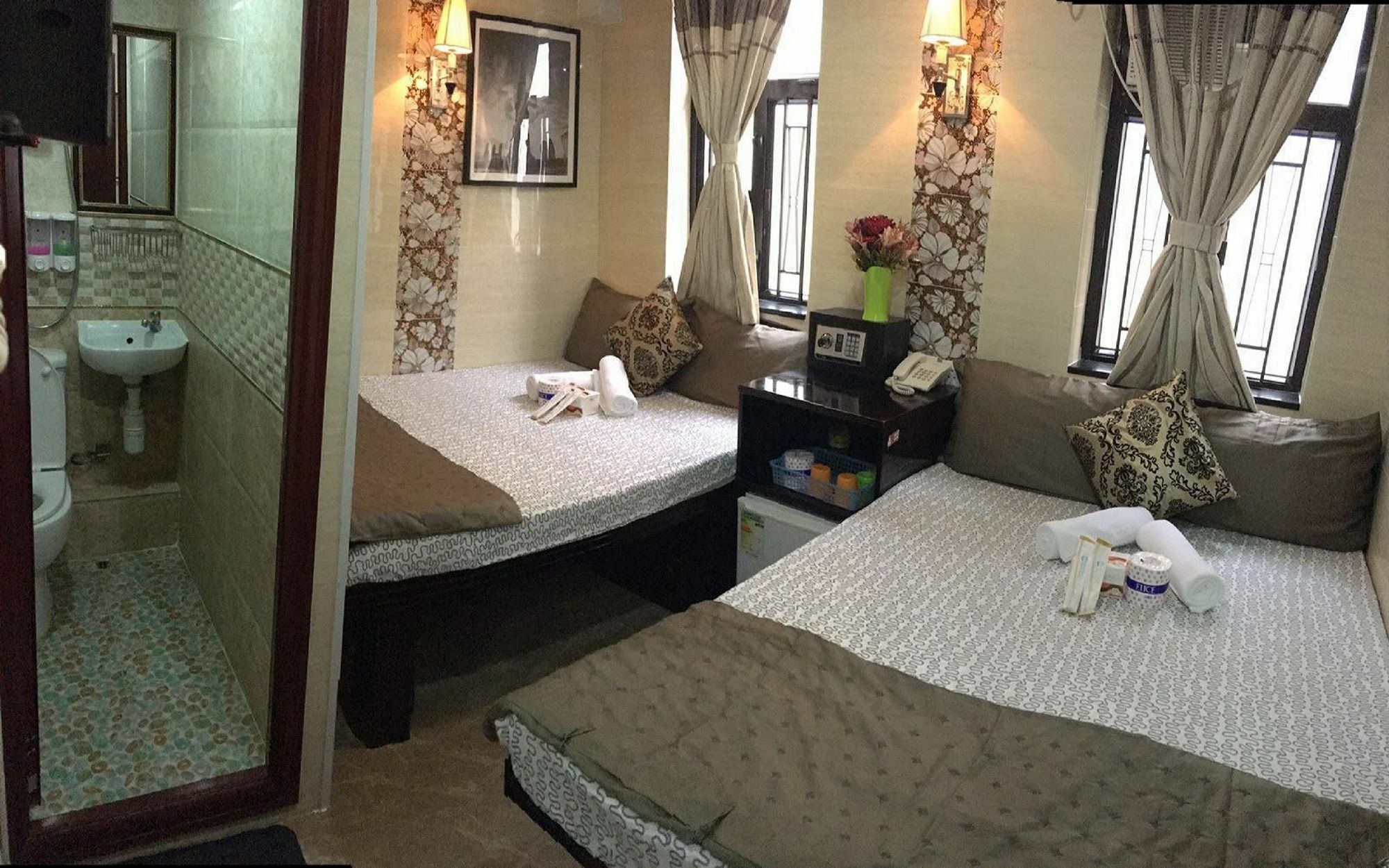 Skystar Hostel Хонконг Екстериор снимка