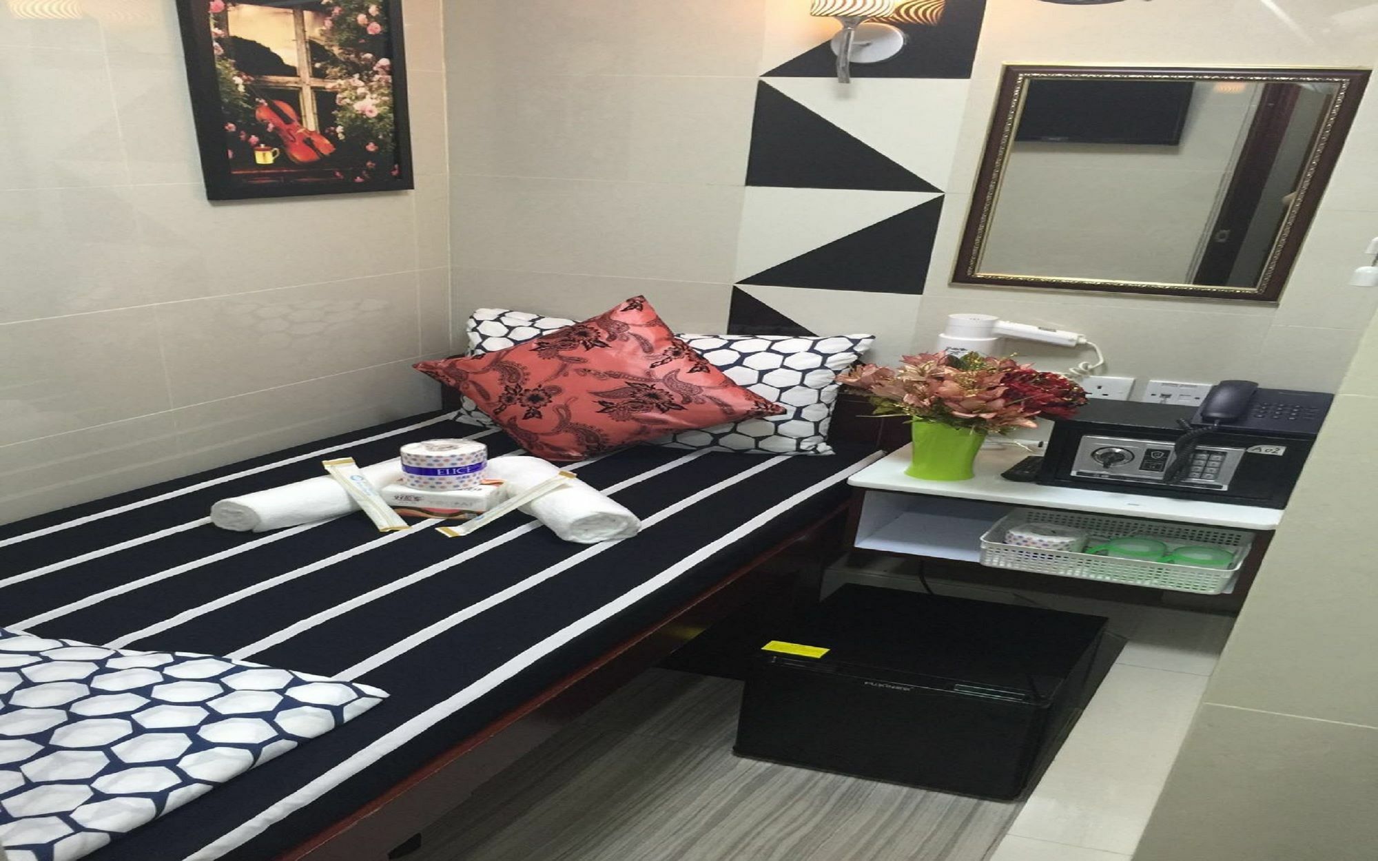 Skystar Hostel Хонконг Екстериор снимка