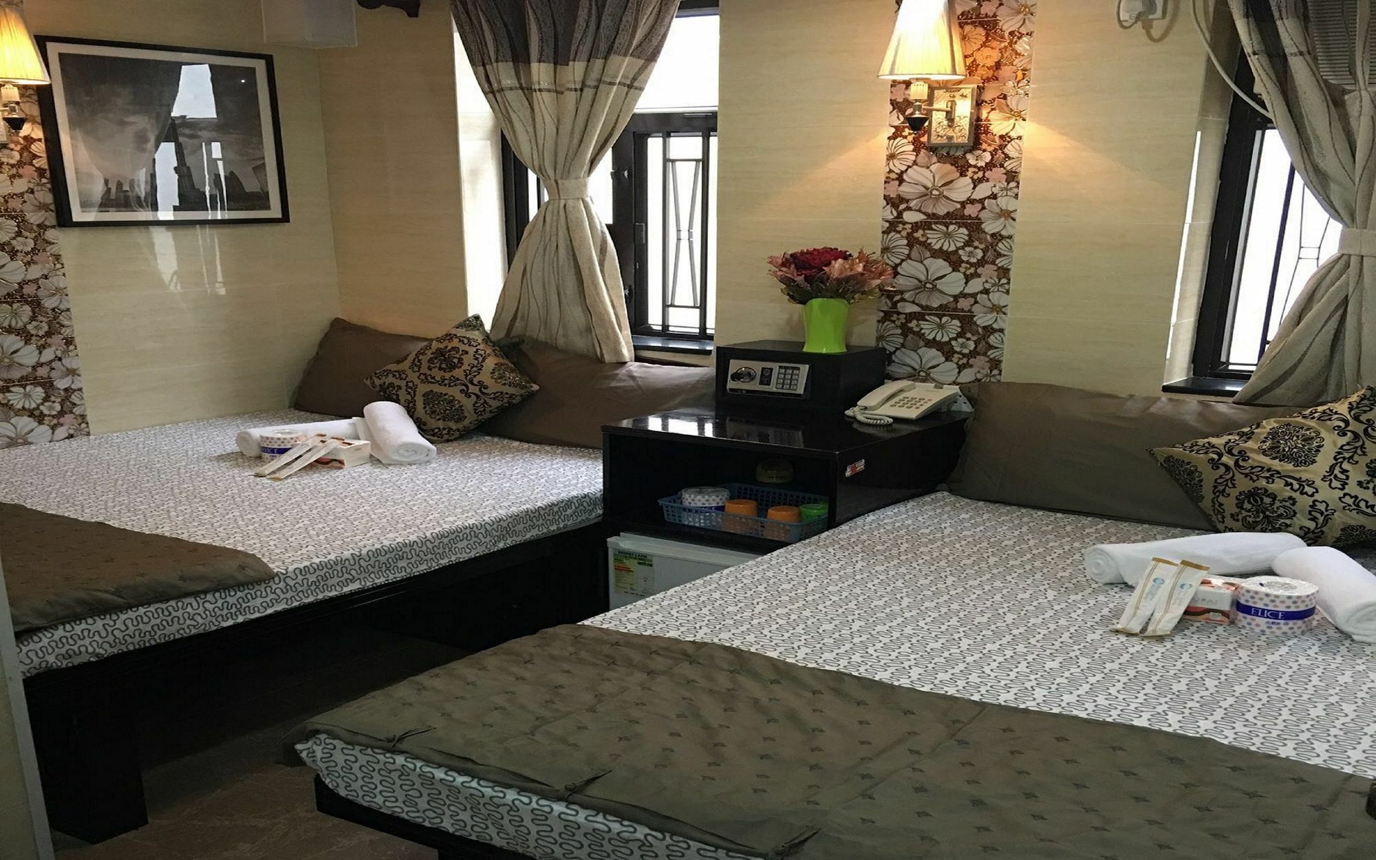 Skystar Hostel Хонконг Екстериор снимка